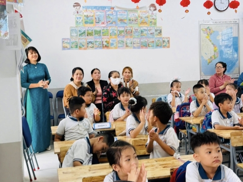 TIẾT HỌC MỞ – MÔN HOẠT ĐỘNG TRẢI NGHIỆM STEM