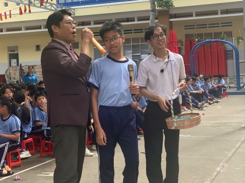 NGÀY HỘI VUI HỌC TIẾNG ANH TRẢI NGHIỆM STEM THCS BÌNH AN