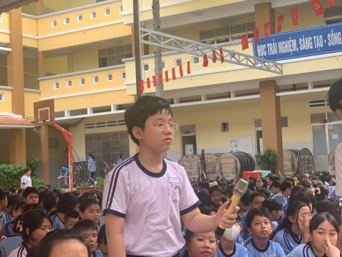 NGÀY HỘI VUI HỌC TIẾNG ANH TRẢI NGHIỆM STEM THCS BÌNH AN