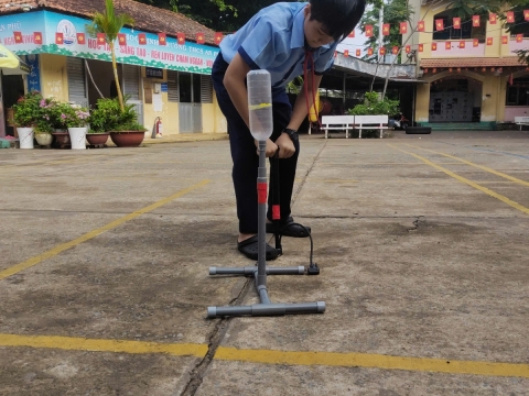NGÀY HỘI VUI HỌC TIẾNG ANH TRẢI NGHIỆM STEM THCS AN PHÚ