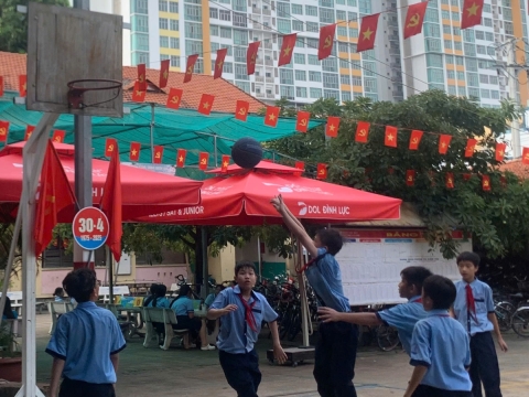 NGÀY HỘI VUI HỌC TIẾNG ANH TRẢI NGHIỆM STEM THCS AN PHÚ