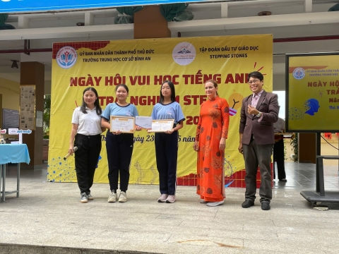 NGÀY HỘI VUI HỌC TIẾNG ANH TRẢI NGHIỆM STEM THCS BÌNH AN
