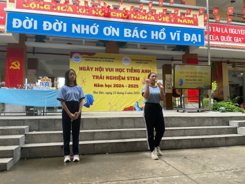 NGÀY HỘI VUI HỌC TIẾNG ANH TRẢI NGHIỆM STEM THCS BÌNH AN