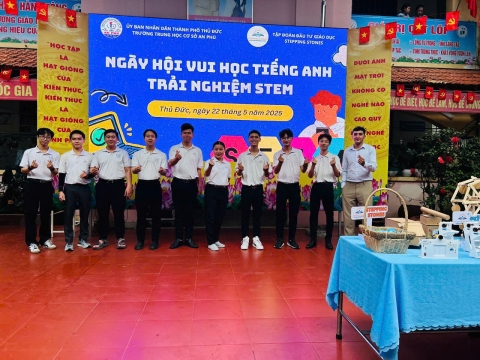 NGÀY HỘI VUI HỌC TIẾNG ANH TRẢI NGHIỆM STEM THCS AN PHÚ