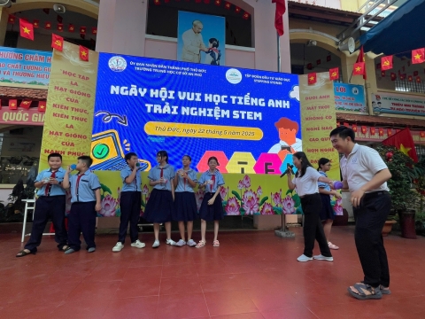 NGÀY HỘI VUI HỌC TIẾNG ANH TRẢI NGHIỆM STEM THCS AN PHÚ