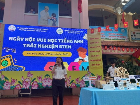 NGÀY HỘI VUI HỌC TIẾNG ANH TRẢI NGHIỆM STEM THCS AN PHÚ