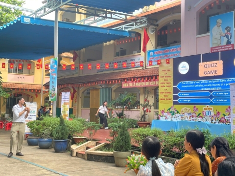 NGÀY HỘI VUI HỌC TIẾNG ANH TRẢI NGHIỆM STEM THCS AN PHÚ