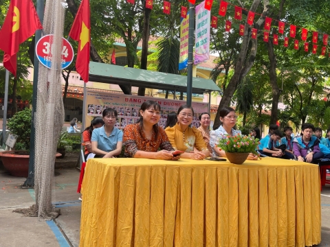 NGÀY HỘI VUI HỌC TIẾNG ANH TRẢI NGHIỆM STEM THCS AN PHÚ