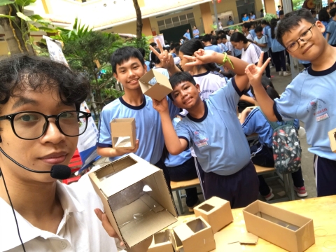 NGÀY HỘI VUI HỌC TIẾNG ANH TRẢI NGHIỆM STEM THCS BÌNH AN
