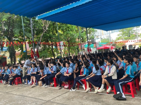 NGÀY HỘI VUI HỌC TIẾNG ANH TRẢI NGHIỆM STEM THCS AN PHÚ