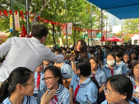 NGÀY HỘI VUI HỌC TIẾNG ANH TRẢI NGHIỆM STEM THCS AN PHÚ