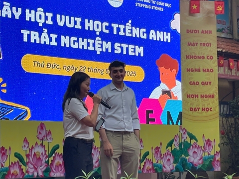 NGÀY HỘI VUI HỌC TIẾNG ANH TRẢI NGHIỆM STEM THCS AN PHÚ