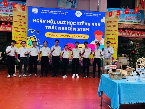NGÀY HỘI VUI HỌC TIẾNG ANH TRẢI NGHIỆM STEM THCS AN PHÚ