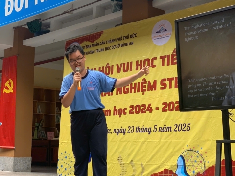 NGÀY HỘI VUI HỌC TIẾNG ANH TRẢI NGHIỆM STEM THCS BÌNH AN