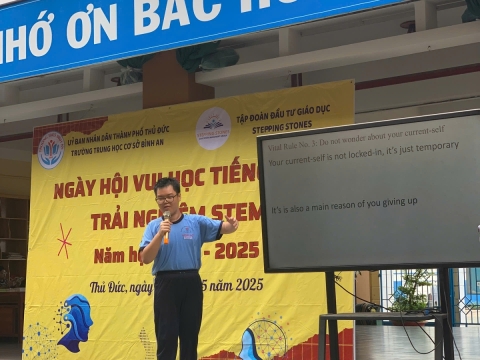 NGÀY HỘI VUI HỌC TIẾNG ANH TRẢI NGHIỆM STEM THCS BÌNH AN
