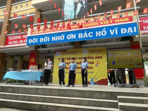 NGÀY HỘI VUI HỌC TIẾNG ANH TRẢI NGHIỆM STEM THCS BÌNH AN