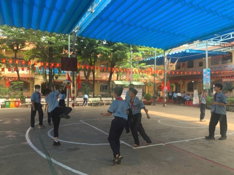 NGÀY HỘI VUI HỌC TIẾNG ANH TRẢI NGHIỆM STEM THCS AN PHÚ
