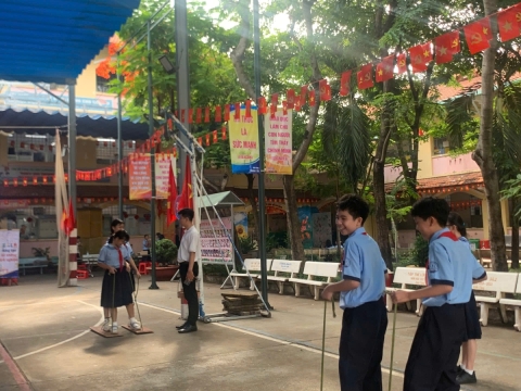 NGÀY HỘI VUI HỌC TIẾNG ANH TRẢI NGHIỆM STEM THCS AN PHÚ