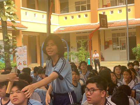 NGÀY HỘI VUI HỌC TIẾNG ANH TRẢI NGHIỆM STEM THCS BÌNH AN