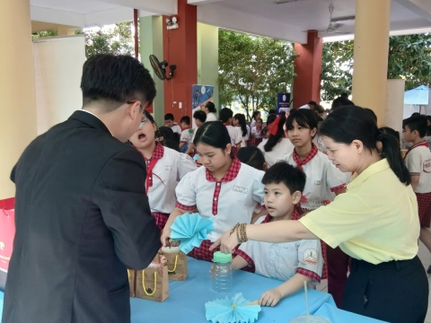 NGÀY HỘI STEM HƯNG VIỆT