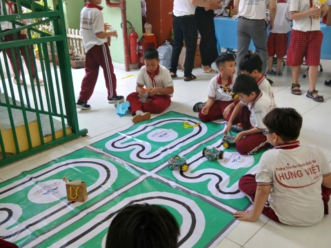 NGÀY HỘI STEM HƯNG VIỆT