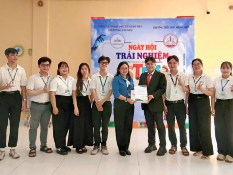 NGÀY HỘI STEM HƯNG VIỆT