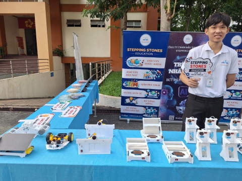 STEPPING STONES EDUCATION ĐỒNG HÀNH CÙNG THPT THOẠI NGỌC HẦU CHÀO ĐÓN HỌC SINH VÀ PHHS KHỐI 10 NĂM HỌC 2026 - 2027