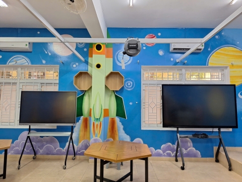 STEPPING STONES EDUCATION TÀI TRỢ 2 PHÒNG STEM - AI CHO TRƯỜNG THPT TÂY THẠNH NĂM HỌC 2026 - 2027