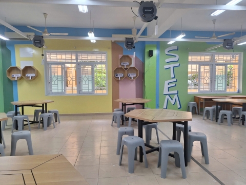 STEPPING STONES EDUCATION TÀI TRỢ 2 PHÒNG STEM - AI CHO TRƯỜNG THPT TÂY THẠNH NĂM HỌC 2026 - 2027