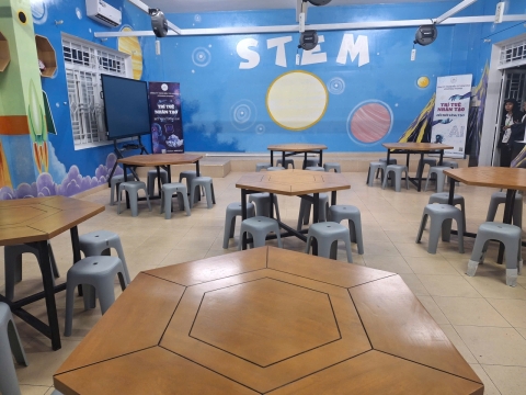 STEPPING STONES EDUCATION TÀI TRỢ 2 PHÒNG STEM - AI CHO TRƯỜNG THPT TÂY THẠNH NĂM HỌC 2026 - 2027