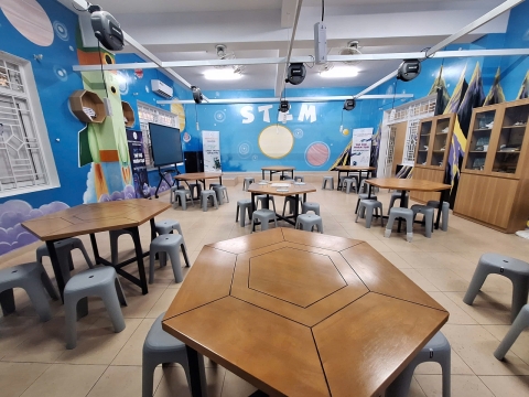 STEPPING STONES EDUCATION TÀI TRỢ 2 PHÒNG STEM - AI CHO TRƯỜNG THPT TÂY THẠNH NĂM HỌC 2026 - 2027