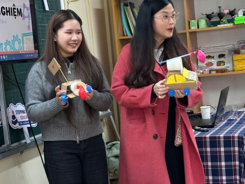 STEPPING STONES EDUCATION Tập huấn về giáo dục STEM và Trí tuệ nhân tạo cho trường tiểu học Mê Linh - Đà Lạt ngày 10-8-2026