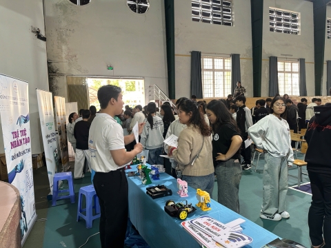 STepping Stones Education đồng hành cùng trường THPT Nguyễn Du- Bảo Lộc  chào đón Hs và PHHs KHỐi 10-2026
