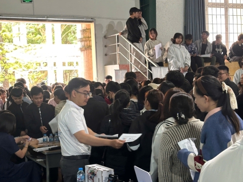 STepping Stones Education đồng hành cùng trường THPT Nguyễn Du- Bảo Lộc  chào đón Hs và PHHs KHỐi 10-2026