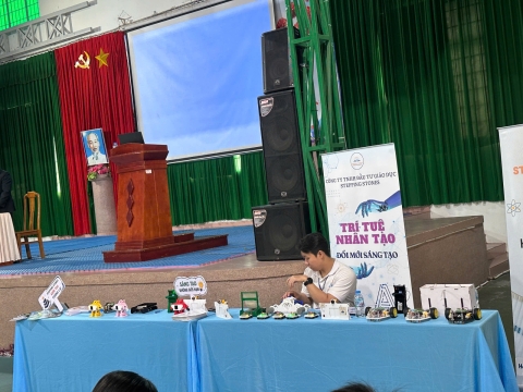 STepping Stones Education đồng hành cùng trường THPT Nguyễn Du- Bảo Lộc  chào đón Hs và PHHs KHỐi 10-2026