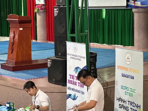 STepping Stones Education đồng hành cùng trường THPT Nguyễn Du- Bảo Lộc  chào đón Hs và PHHs KHỐi 10-2026