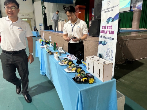 STepping Stones Education đồng hành cùng trường THPT Nguyễn Du- Bảo Lộc  chào đón Hs và PHHs KHỐi 10-2026