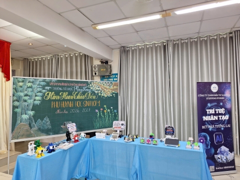 STEPPING STONES EDUCATION ĐỒNG HÀNH CÙNG TRƯỜNG TIỂU HỌC PHÙNG HƯNG CHÀO ĐÓN PHHS KHỐI 1 NĂM.HỌC 2025 - 2026
