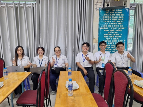 STEPPING STONES EDUCATION ĐỒNG HÀNH CÙNG TRƯỜNG TIỂU HỌC PHÙNG HƯNG CHÀO ĐÓN PHHS KHỐI 1 NĂM.HỌC 2025 - 2026