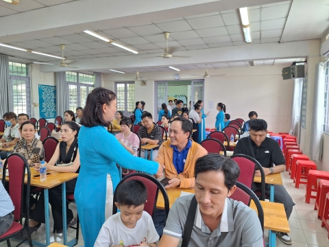 STEPPING STONES EDUCATION ĐỒNG HÀNH CÙNG TRƯỜNG TIỂU HỌC PHÙNG HƯNG CHÀO ĐÓN PHHS KHỐI 1 NĂM.HỌC 2025 - 2026