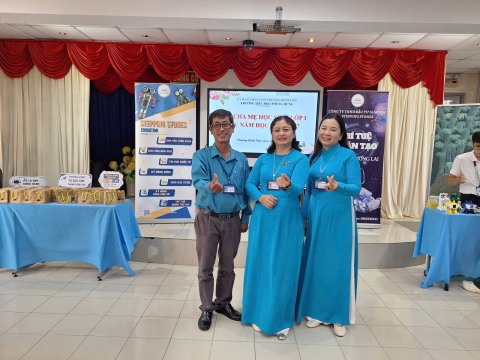 STEPPING STONES EDUCATION ĐỒNG HÀNH CÙNG TRƯỜNG TIỂU HỌC PHÙNG HƯNG CHÀO ĐÓN PHHS KHỐI 1 NĂM.HỌC 2025 - 2026