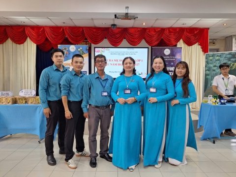STEPPING STONES EDUCATION ĐỒNG HÀNH CÙNG TRƯỜNG TIỂU HỌC PHÙNG HƯNG CHÀO ĐÓN PHHS KHỐI 1 NĂM.HỌC 2025 - 2026
