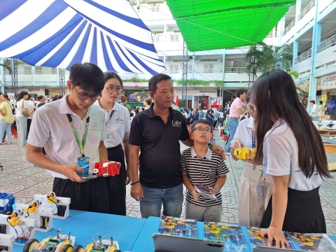 STEPPING STONES EDUCATION ĐỒNG HÀNH CÙNG TRƯỜNG THCS ĐỘC LẬP ĐÓN CHÀO HỌC SINH KHỐI 6 NĂM HỌC 2026- 2027