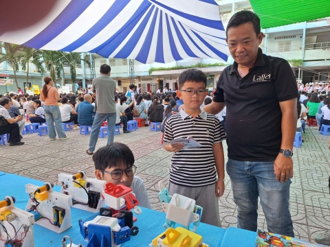 STEPPING STONES EDUCATION ĐỒNG HÀNH CÙNG TRƯỜNG THCS ĐỘC LẬP ĐÓN CHÀO HỌC SINH KHỐI 6 NĂM HỌC 2026- 2027