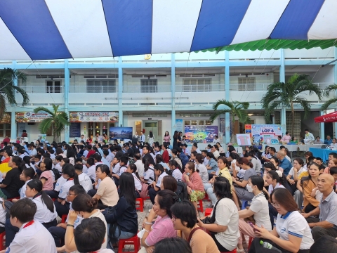 STEPPING STONES EDUCATION ĐỒNG HÀNH CÙNG TRƯỜNG THCS ĐỘC LẬP ĐÓN CHÀO HỌC SINH KHỐI 6 NĂM HỌC 2026- 2027