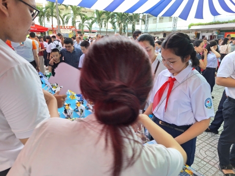 STEPPING STONES EDUCATION ĐỒNG HÀNH CÙNG TRƯỜNG THCS ĐỘC LẬP ĐÓN CHÀO HỌC SINH KHỐI 6 NĂM HỌC 2026- 2027