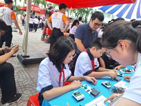 STEPPING STONES EDUCATION ĐỒNG HÀNH CÙNG TRƯỜNG THCS ĐỘC LẬP ĐÓN CHÀO HỌC SINH KHỐI 6 NĂM HỌC 2026- 2027