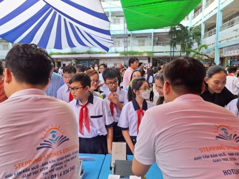 STEPPING STONES EDUCATION ĐỒNG HÀNH CÙNG TRƯỜNG THCS ĐỘC LẬP ĐÓN CHÀO HỌC SINH KHỐI 6 NĂM HỌC 2026- 2027