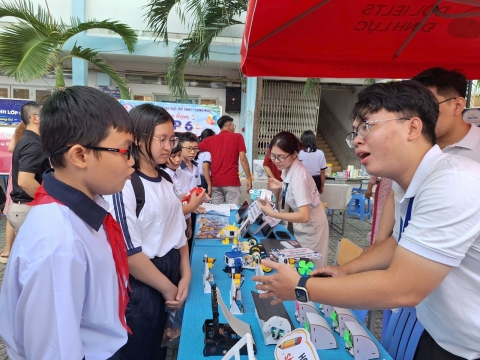 STEPPING STONES EDUCATION ĐỒNG HÀNH CÙNG TRƯỜNG THCS ĐỘC LẬP ĐÓN CHÀO HỌC SINH KHỐI 6 NĂM HỌC 2026- 2027