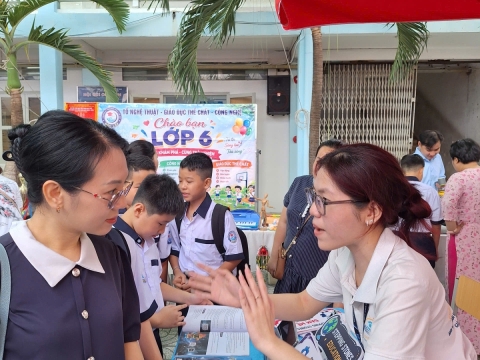 STEPPING STONES EDUCATION ĐỒNG HÀNH CÙNG TRƯỜNG THCS ĐỘC LẬP ĐÓN CHÀO HỌC SINH KHỐI 6 NĂM HỌC 2026- 2027